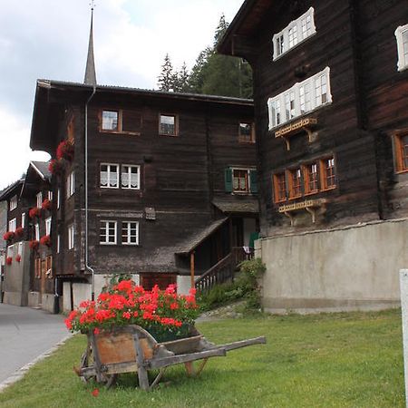 Jentsch Haus Apartment Goms Exterior photo